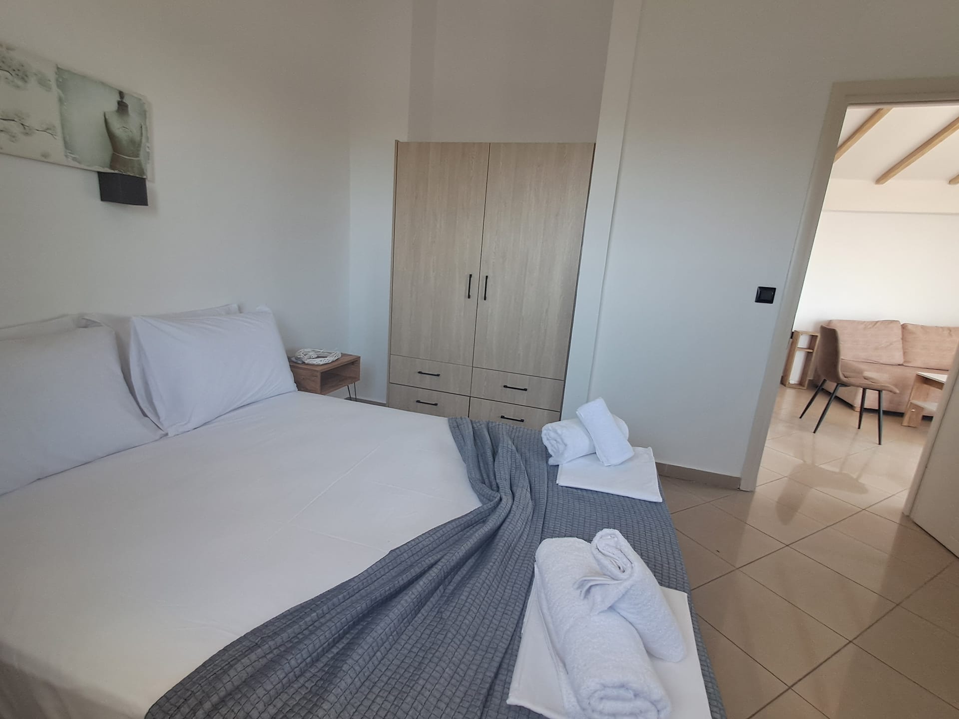 Kapahi Suites Apartments