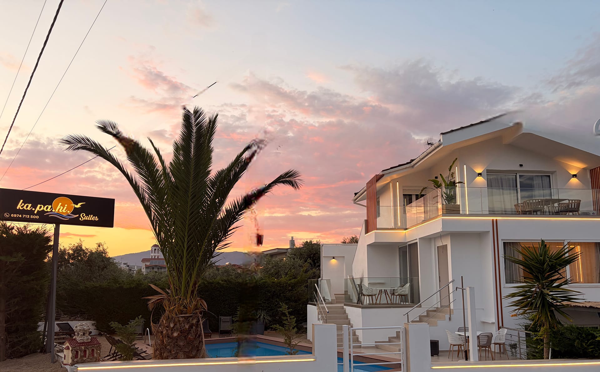 Kapahi Suites Apartments