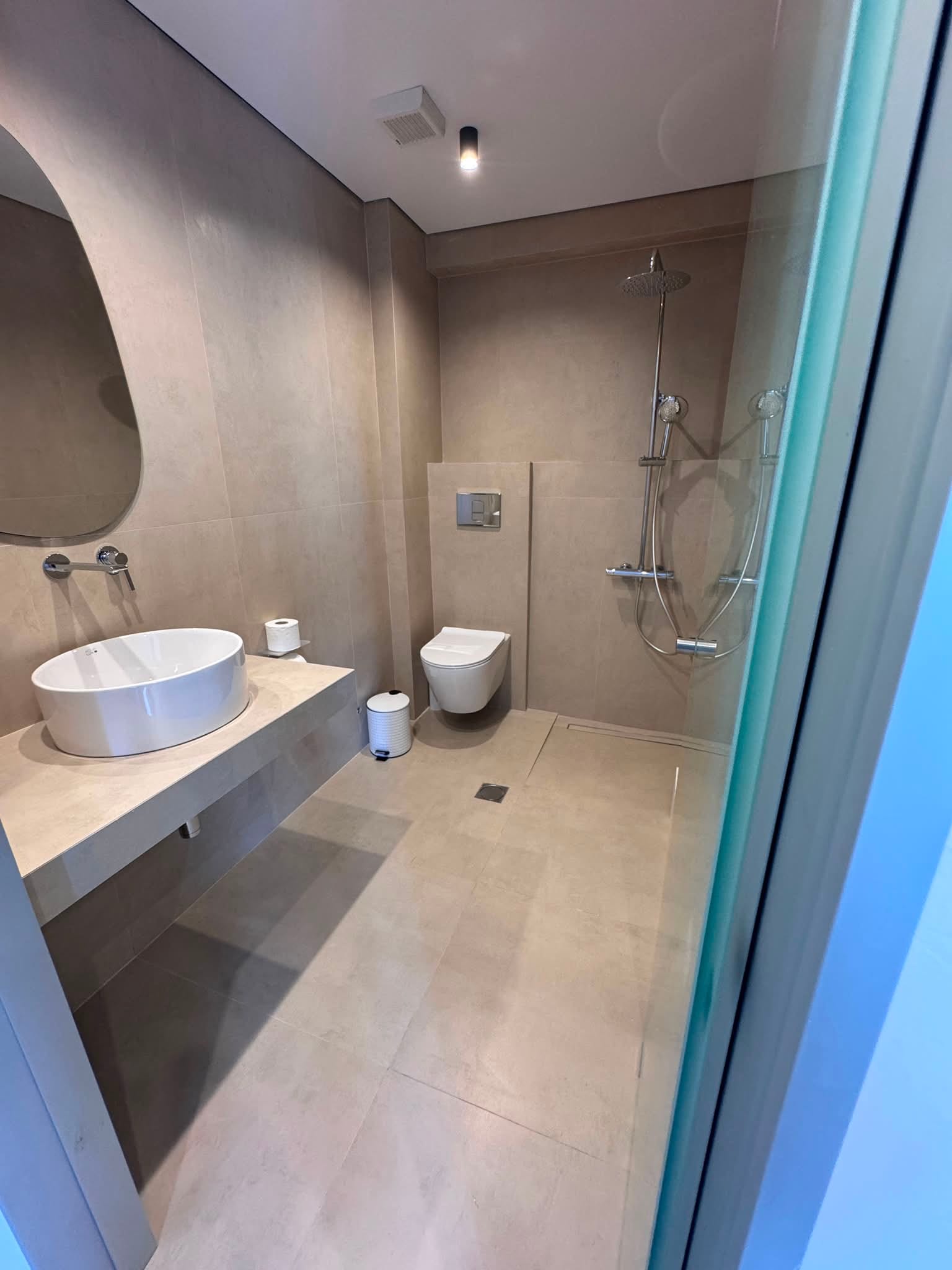 Kapahi Suites Apartments