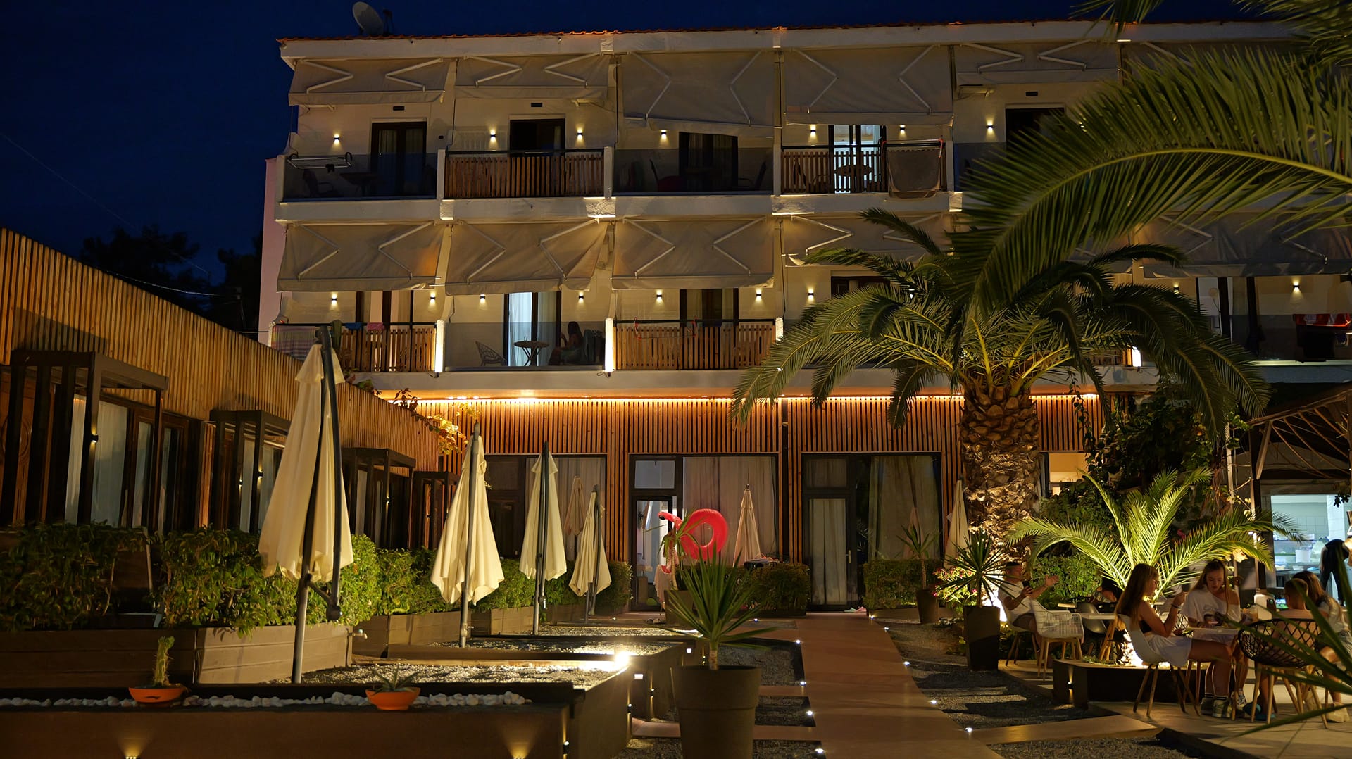 Beach Hotel Kapahi