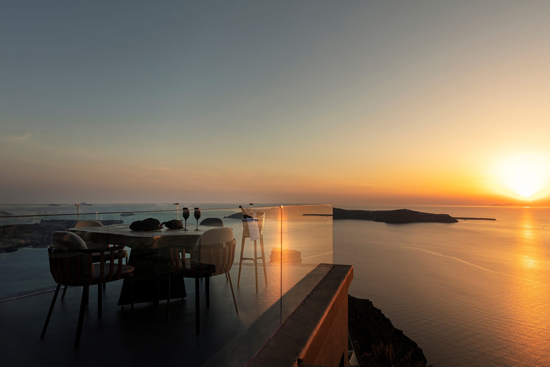 Kivotos Santorini