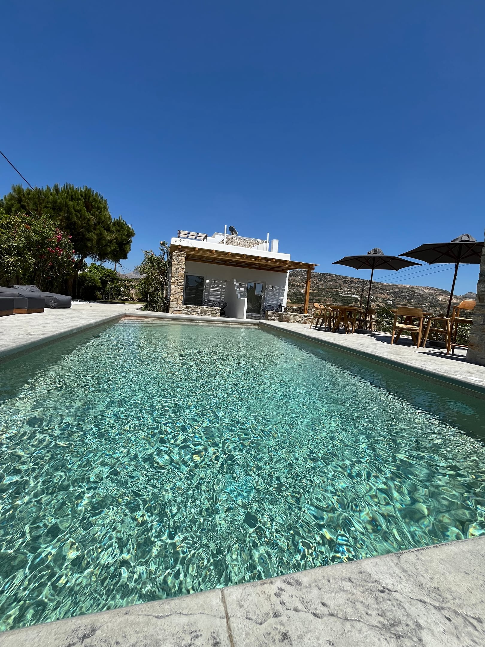 Ninemia Naxos