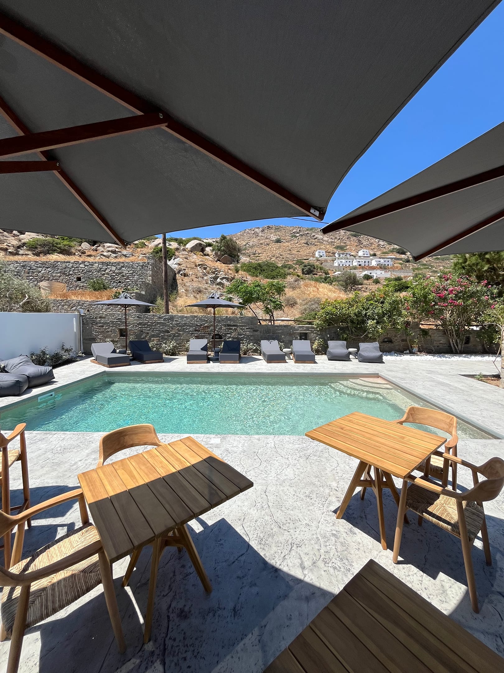 Ninemia Naxos