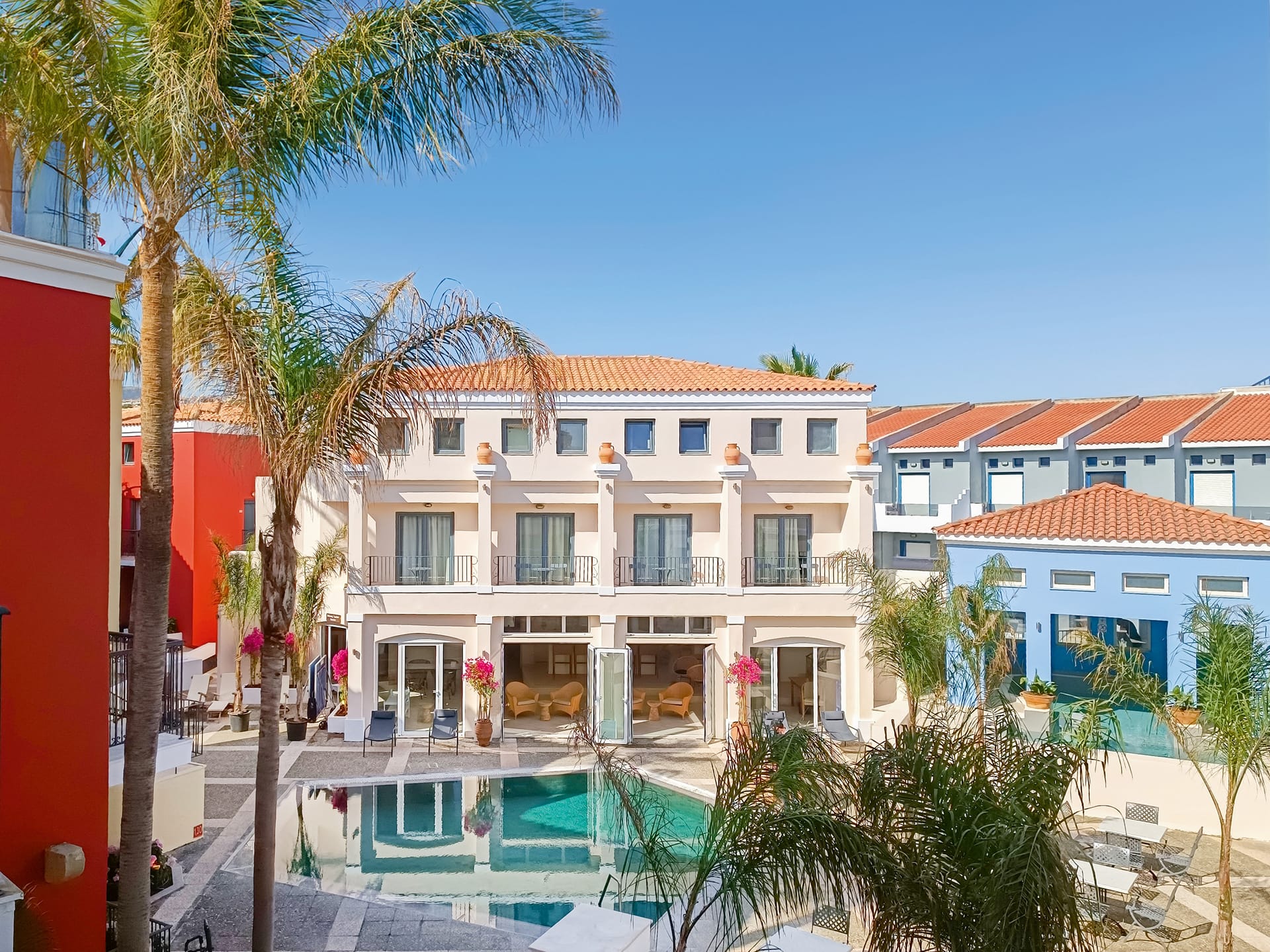 Grecotel Plaza Beach House