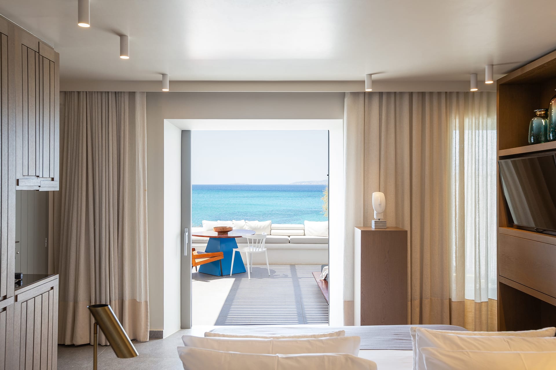 Santana Luxury Suites