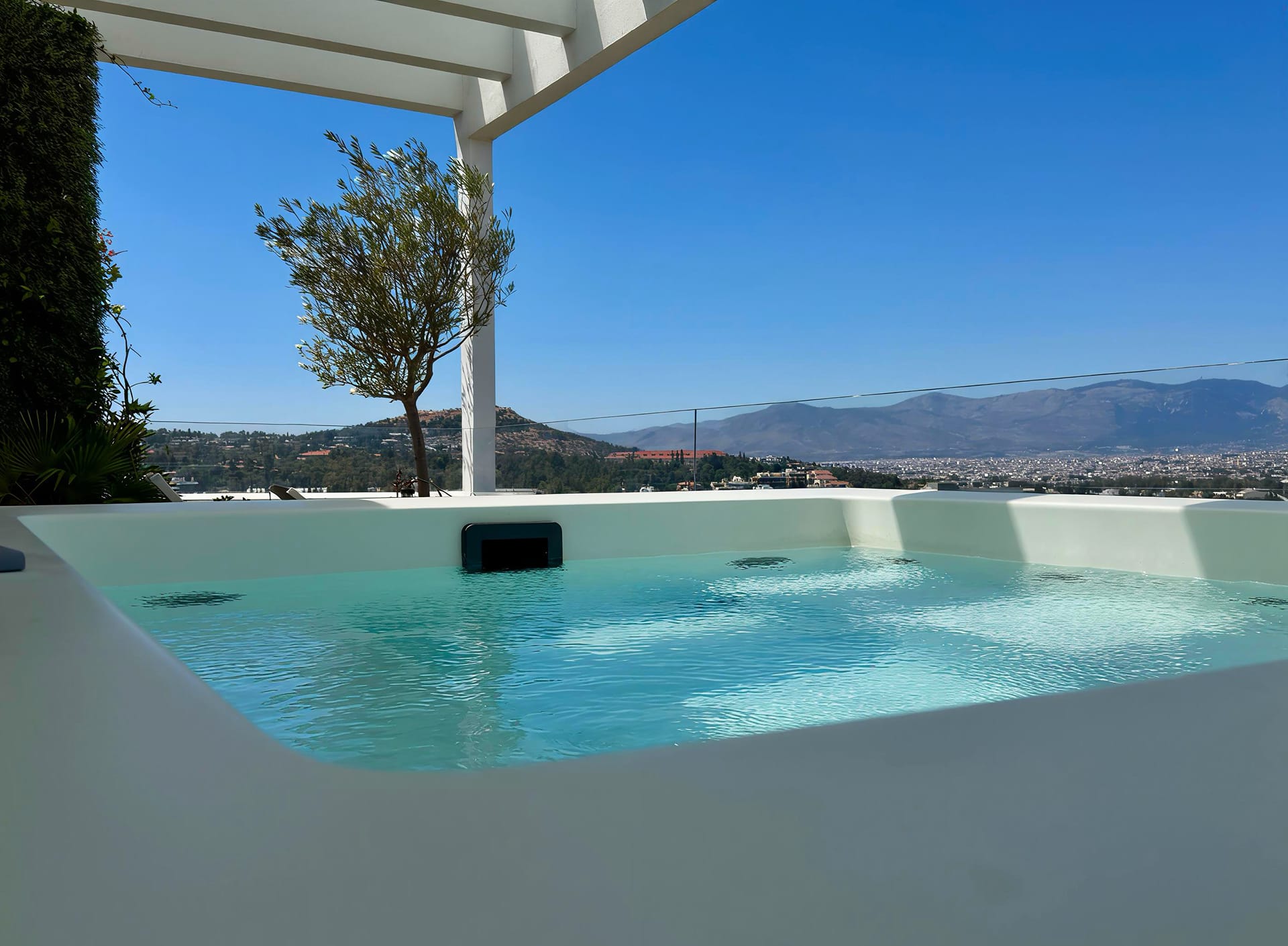 One 360 Skyline Athens Penthouses​