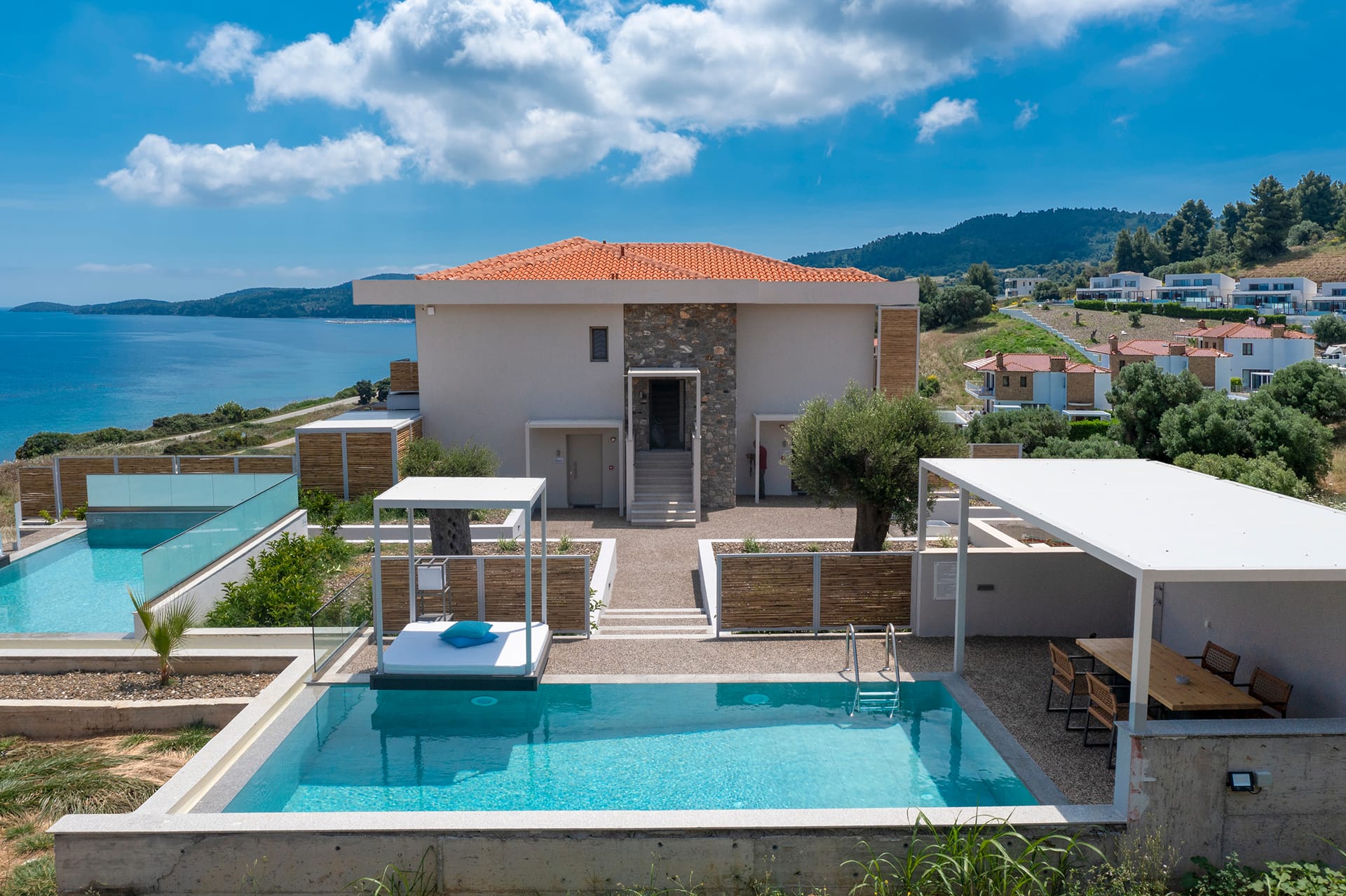 Villa D’Oro Luxury Villas & Suites