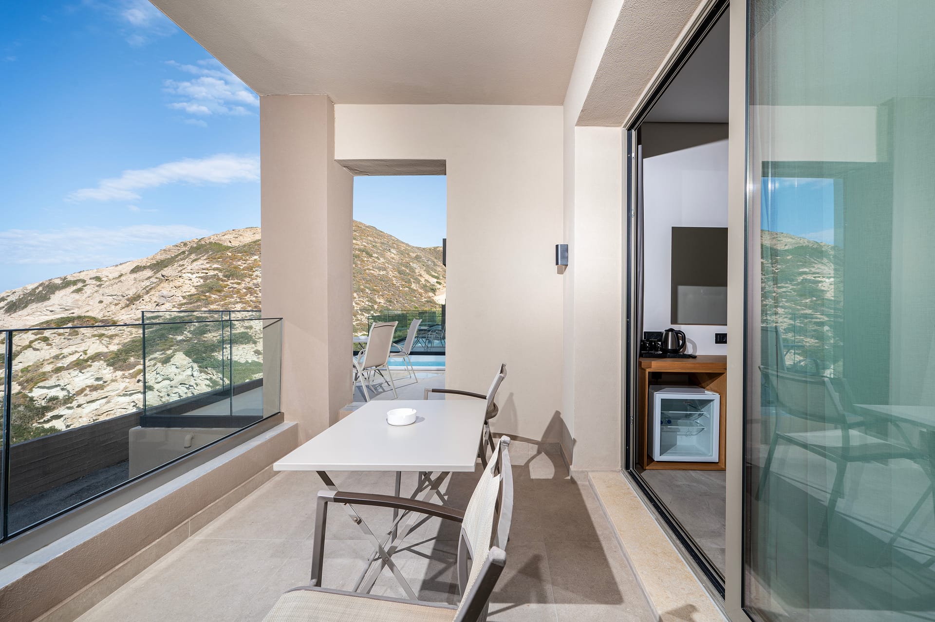 Single Room Land View