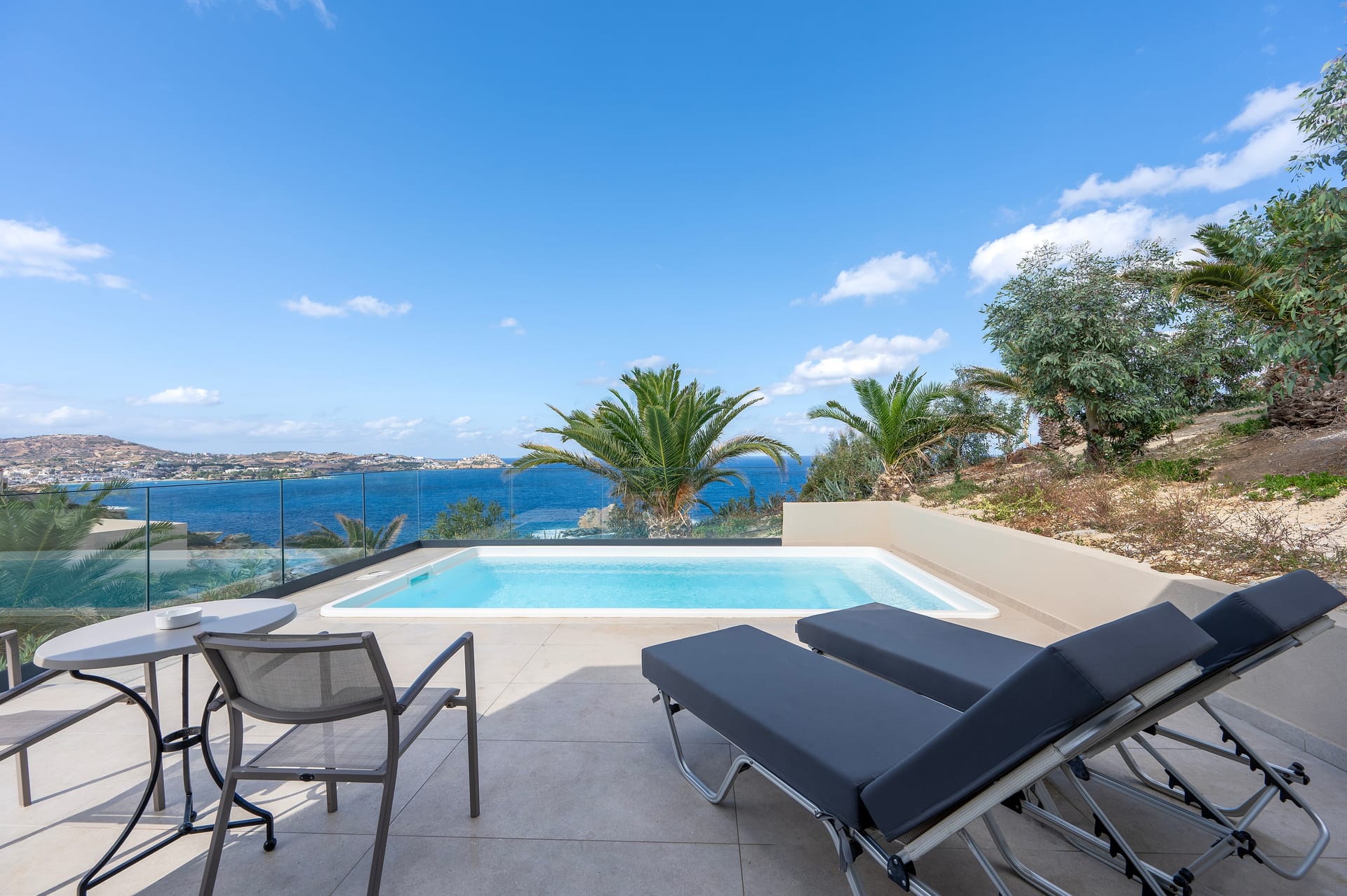 Superior Double Room With Private Pool