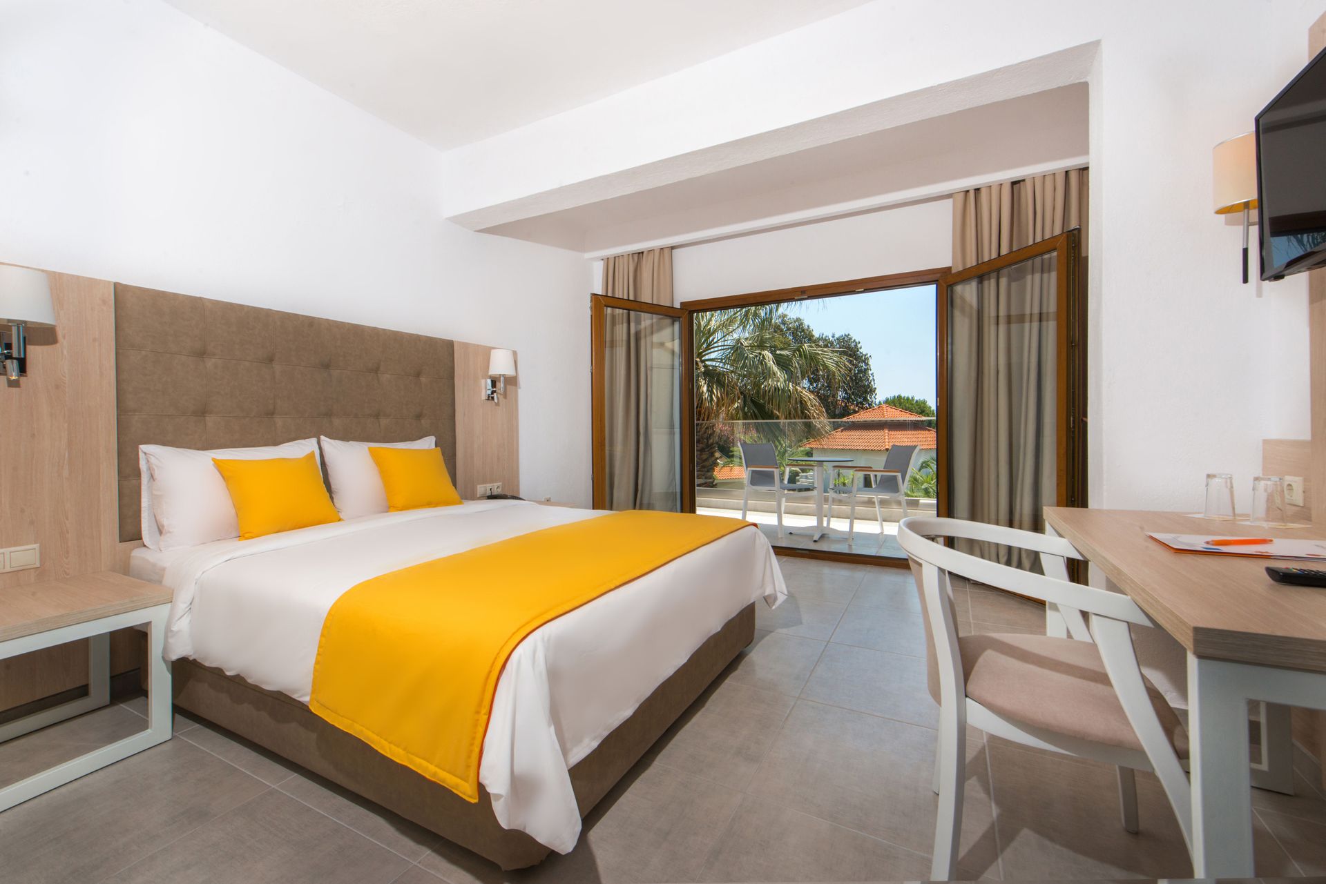 Aristoteles Holiday Resort & Spa