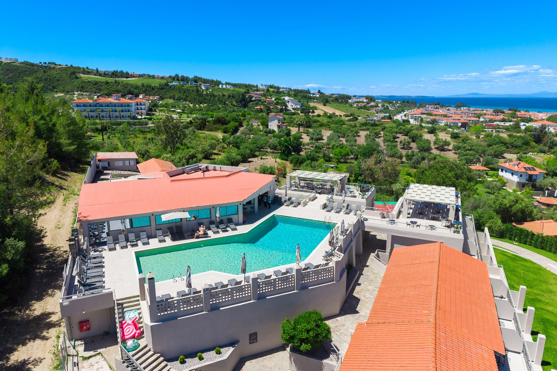 Arya Hotel