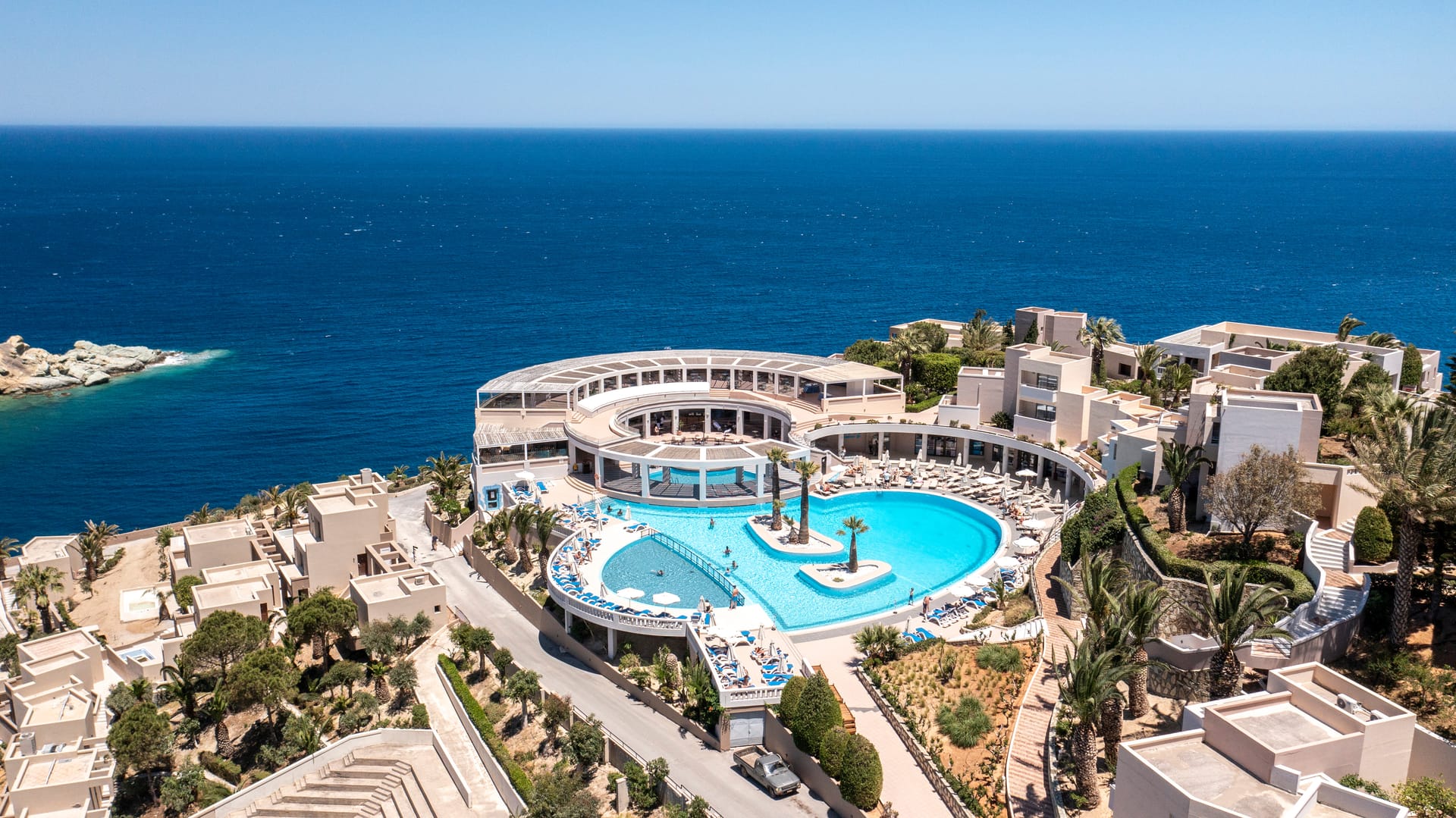 Athina Palace Resort & Spa