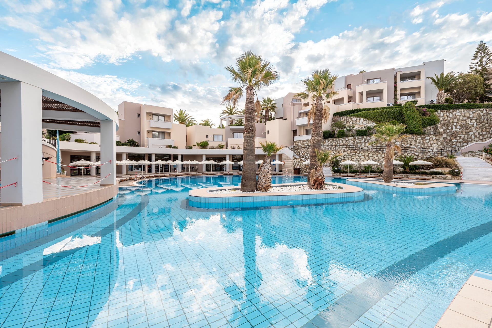 Athina Palace Resort & Spa