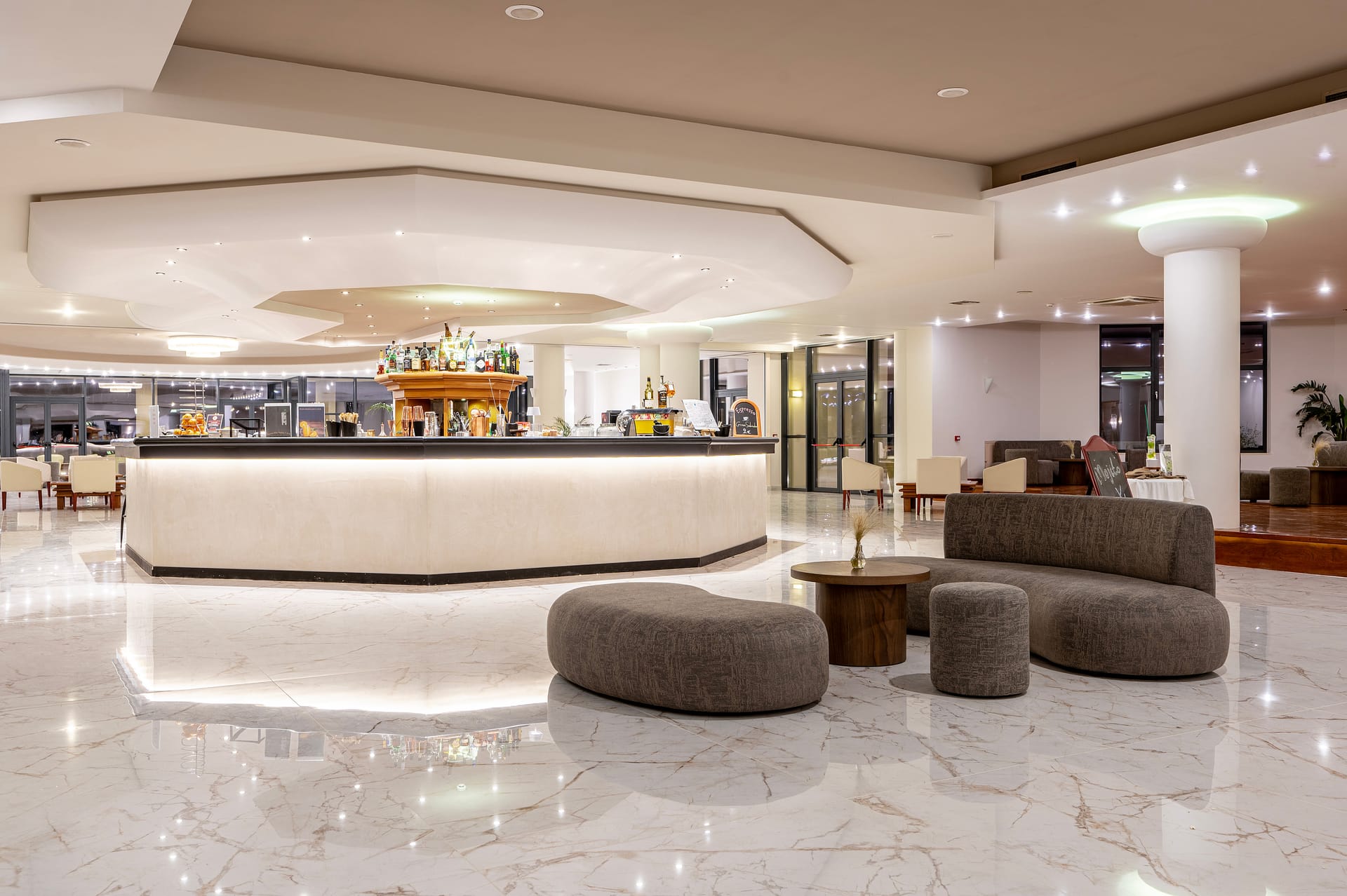 Athina Palace Resort & Spa