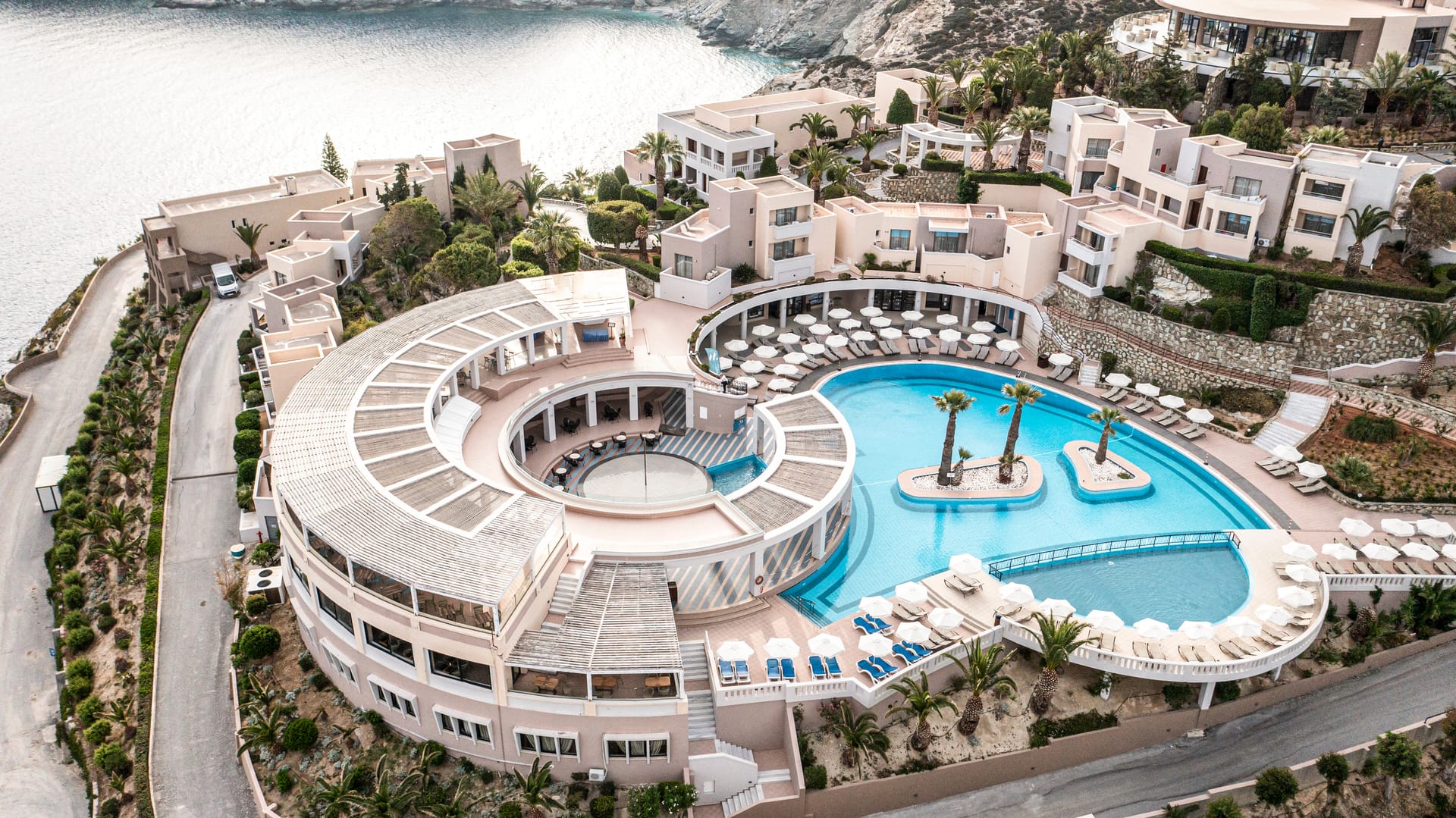 Athina Palace Resort & Spa