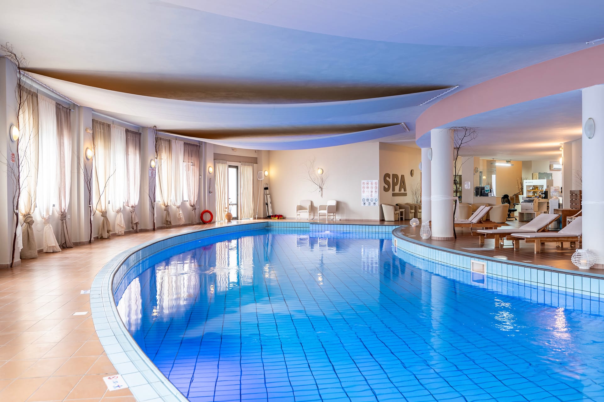 Athina Palace Resort & Spa