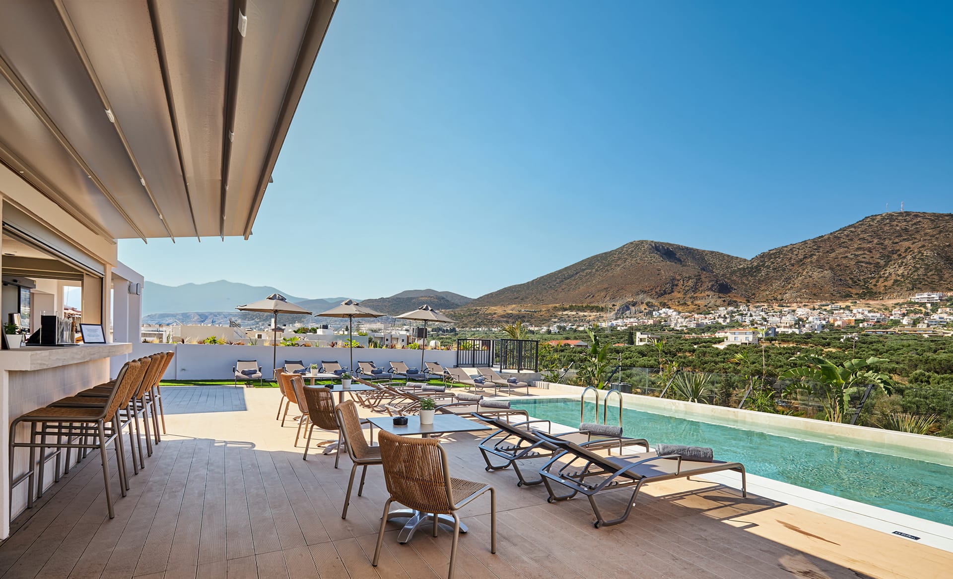 Enorme Epavli Urban Living
