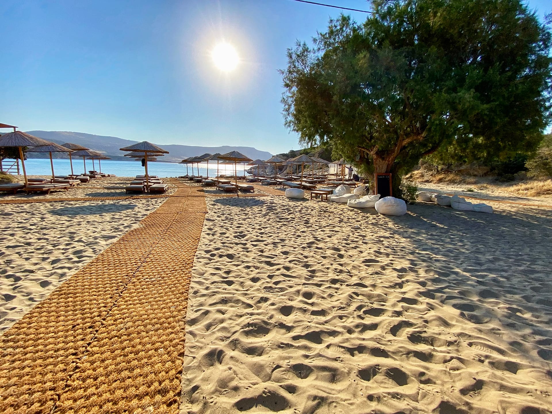 Helios Beach Hotel & Bungalows