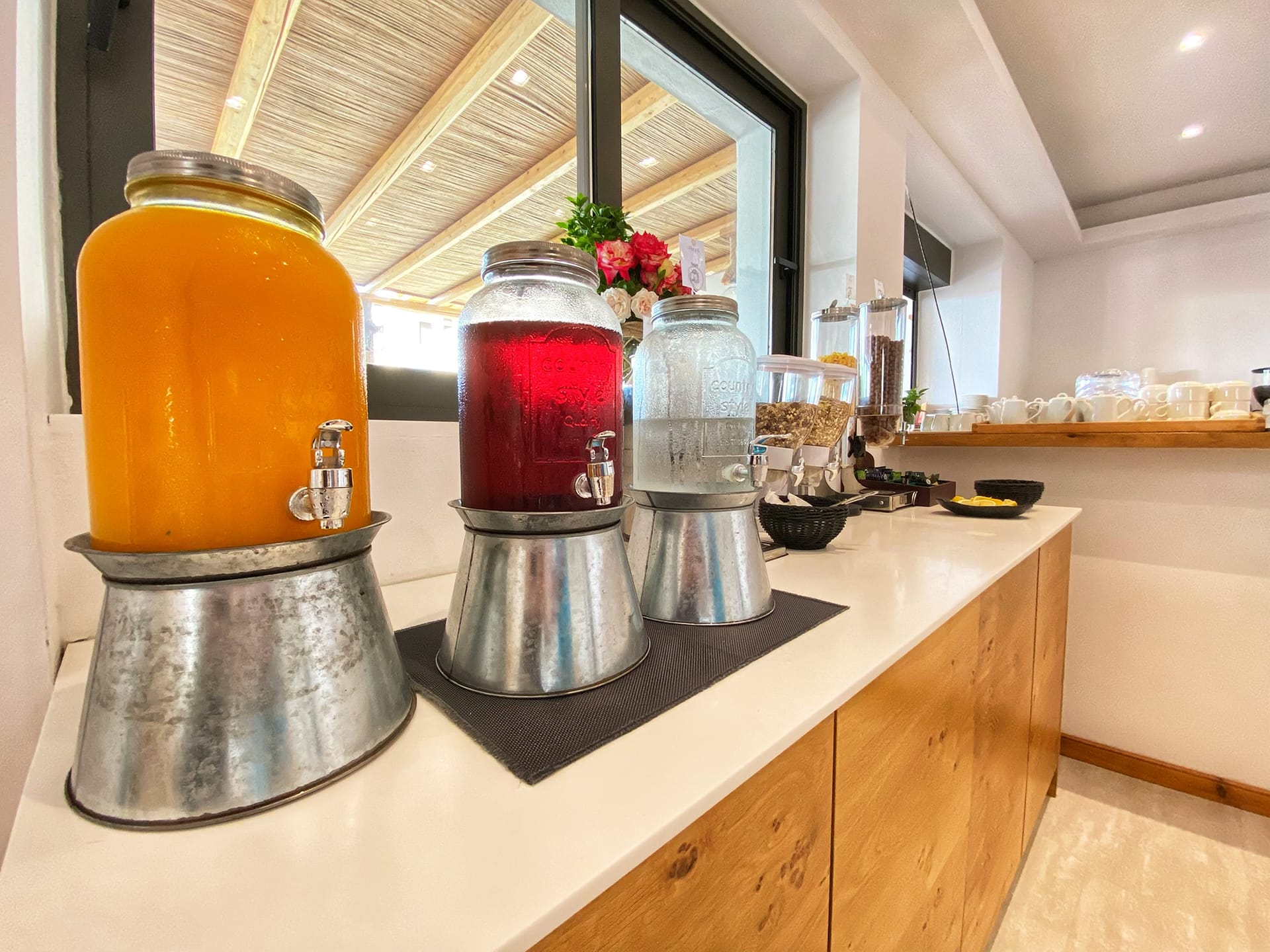 Helios Beach Hotel & Bungalows