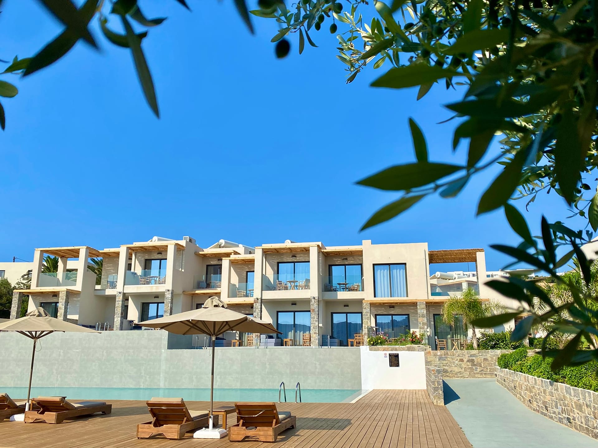 Helios Beach Hotel & Bungalows