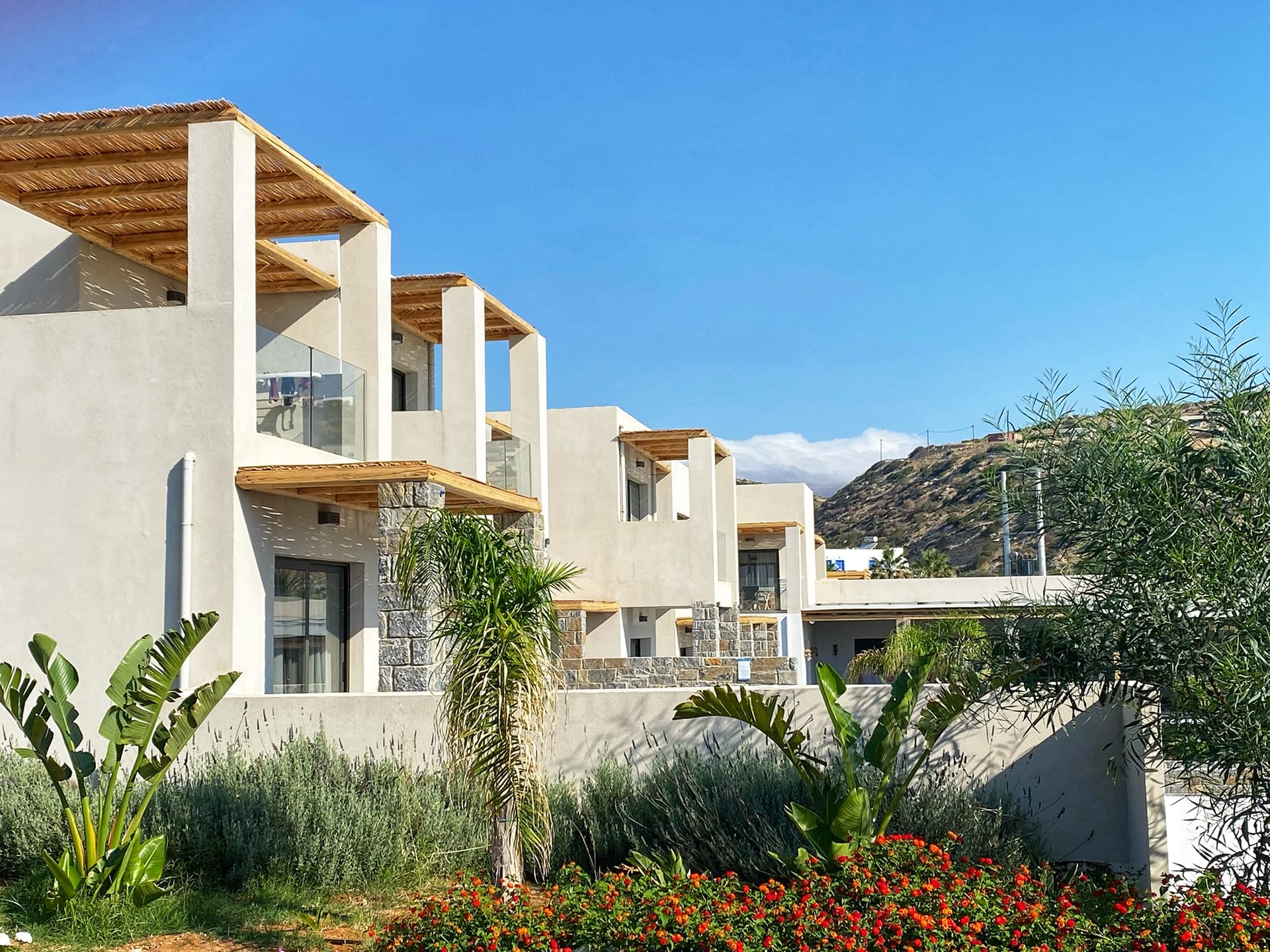 Helios Beach Hotel & Bungalows
