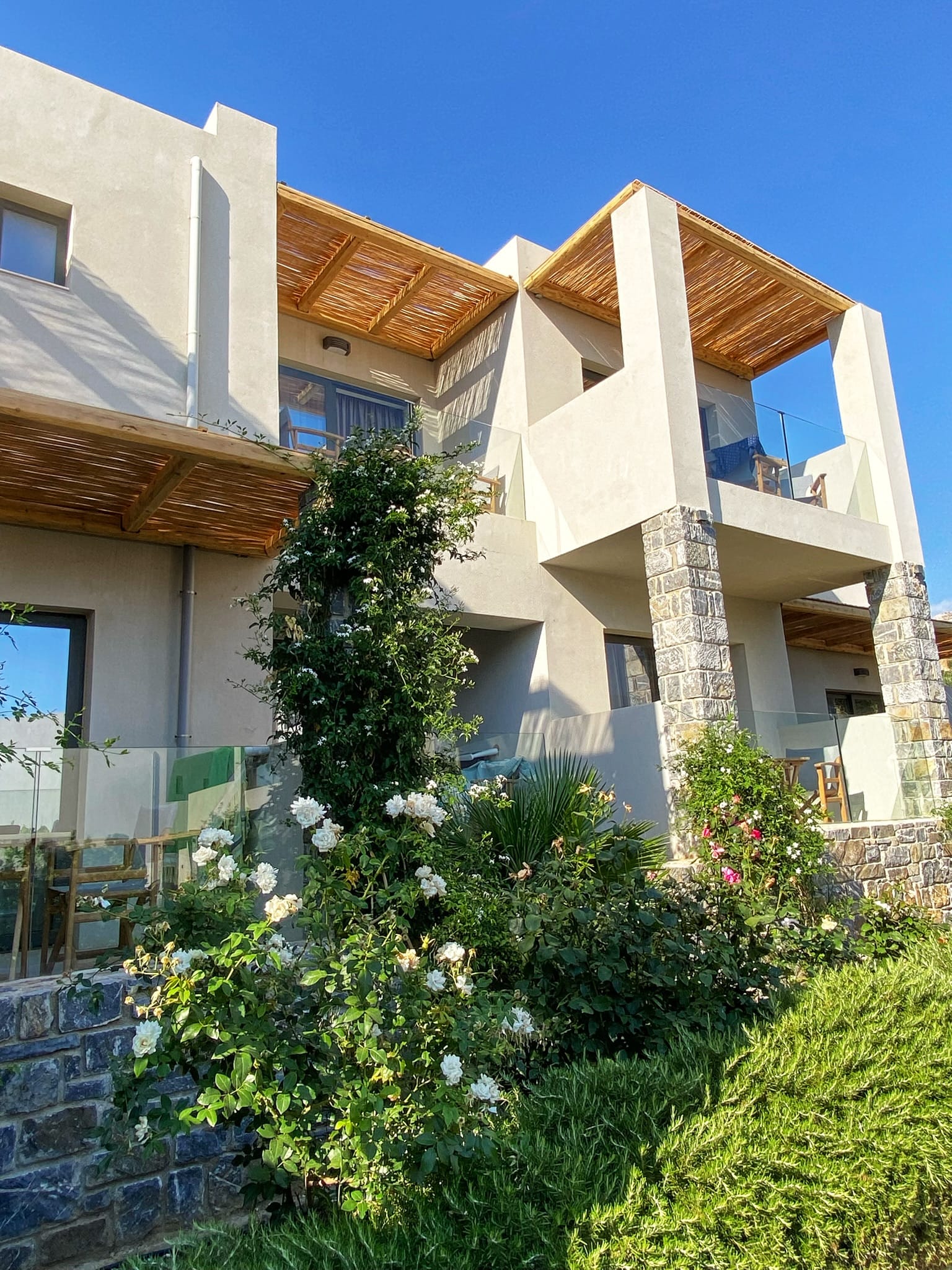 Helios Beach Hotel & Bungalows