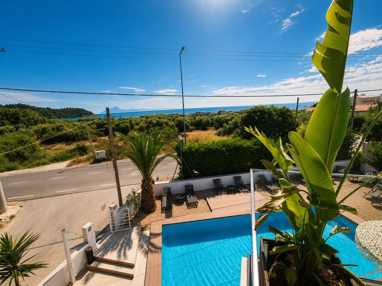 Kapahi Suites Apartments