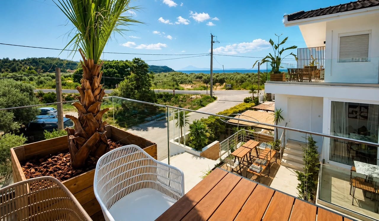 Kapahi Suites Apartments