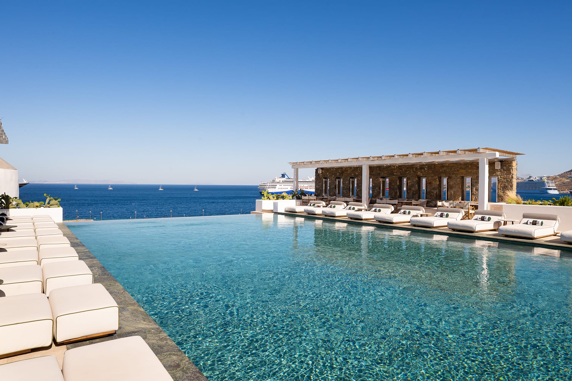 Porto Mykonos Hotel