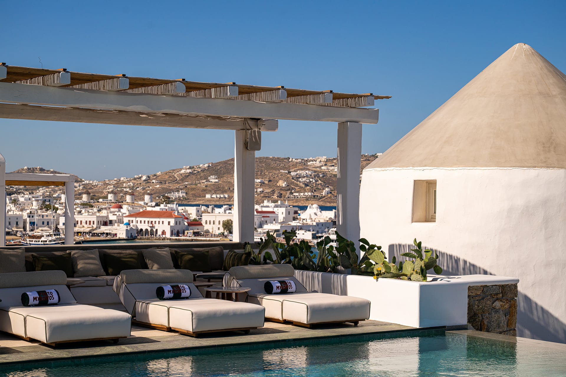 Porto Mykonos Hotel